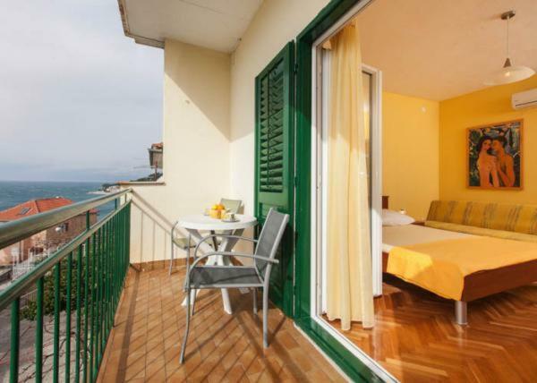 Apartmani Niko Podgora Exteriér fotografie