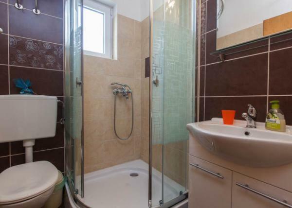 Apartmani Niko Podgora Exteriér fotografie